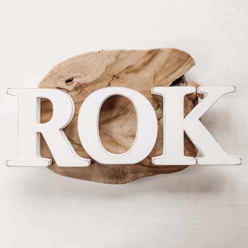 Nápis ROK na focení — foto 3
