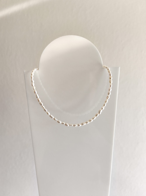 Tenký perlový choker náhrdelník — foto 2