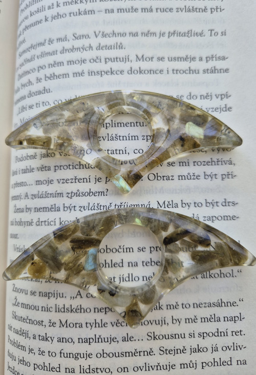 Držák stránek labradorit — foto 3