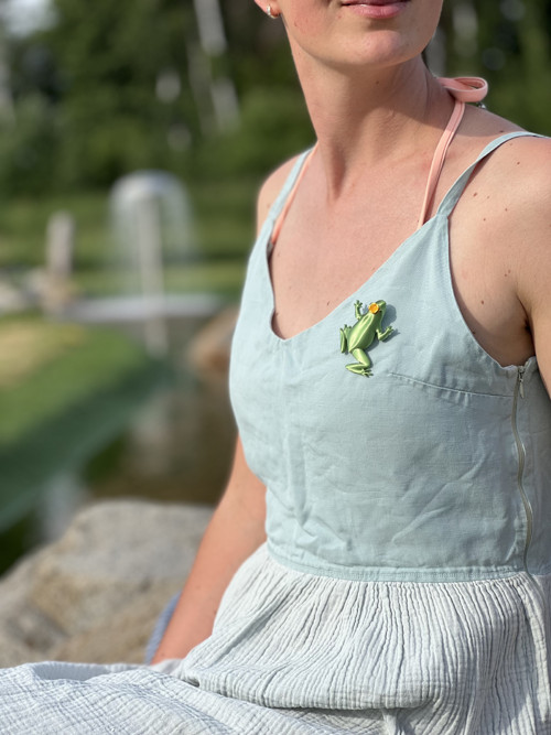 Žába korunka pearl green — foto 5
