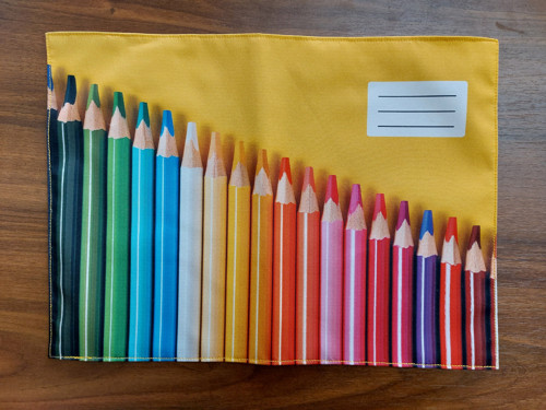 Obal na sešit A5 - pastelky — foto 3