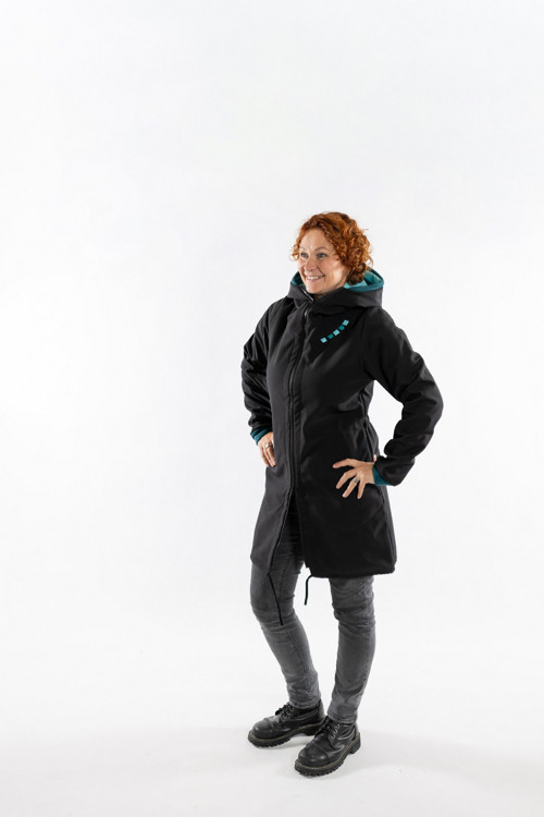 Bunda z letního sofhtshellu — foto 3
