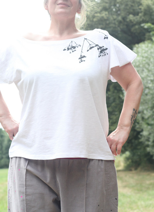 Volné triko ............ L - XL — foto 4