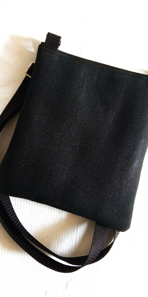 Crossbody-STŘÍBRNÝ RETRÍVR — foto 3