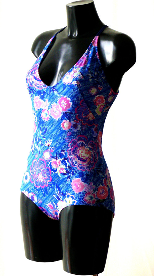 MonokiniCrystal/FlowersInBlue's — foto 2