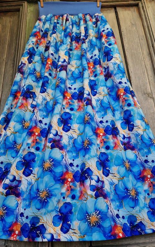 Květy v blankytu ... silky — foto 4