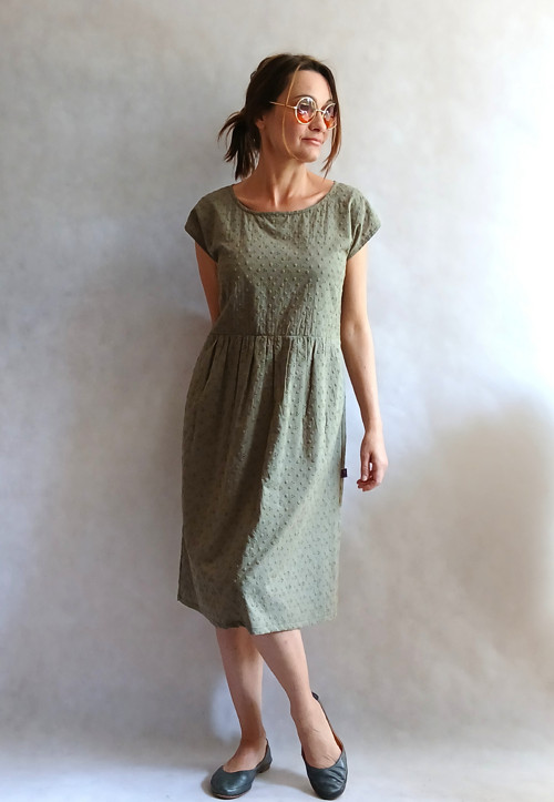 Khaki...vel.M..vyšívané šaty — foto 4