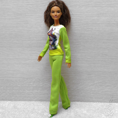 Kalhoty a triko pro Barbie — foto 4