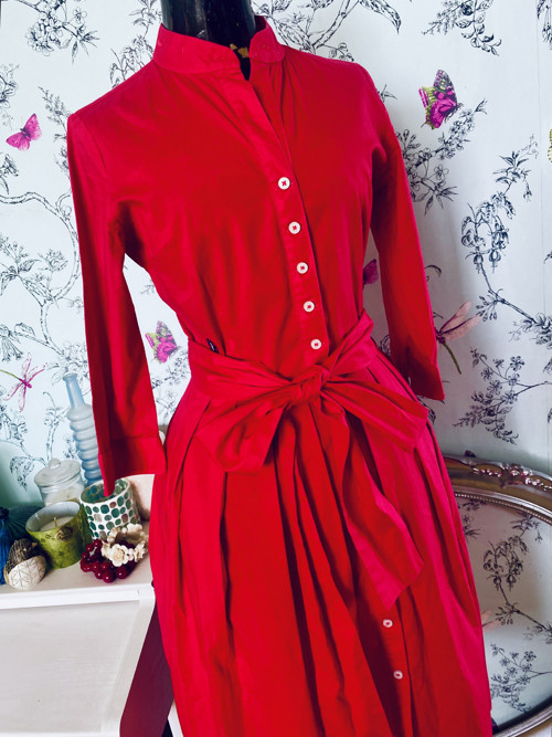 Šaty designové, retro look — foto 3