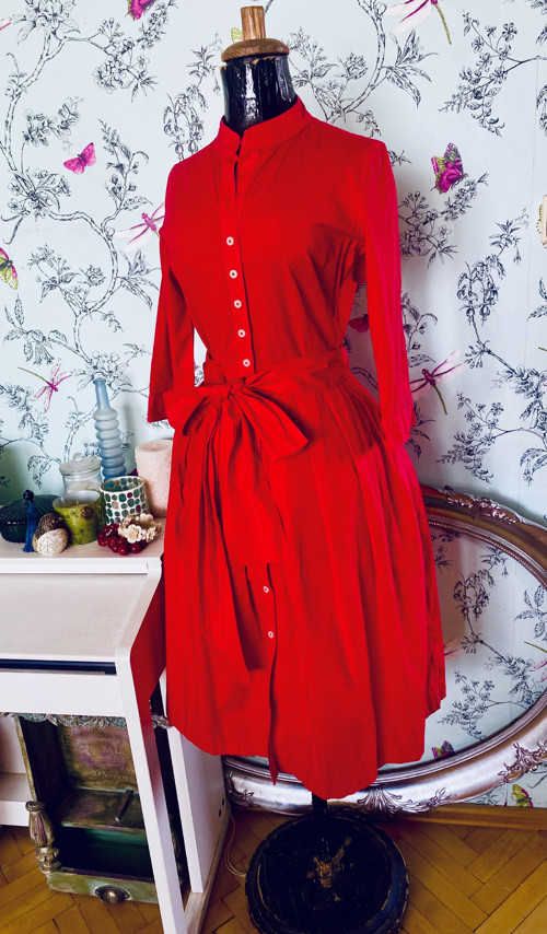 Šaty designové, retro look — foto 2
