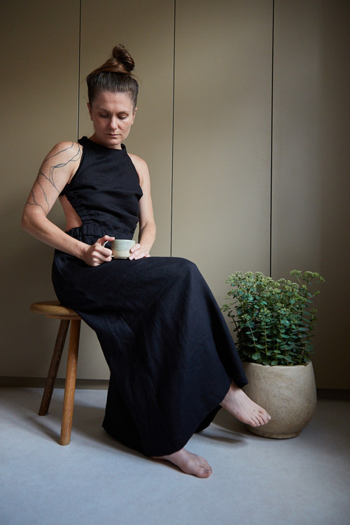 Lněné maxišaty - černočerné — foto 2