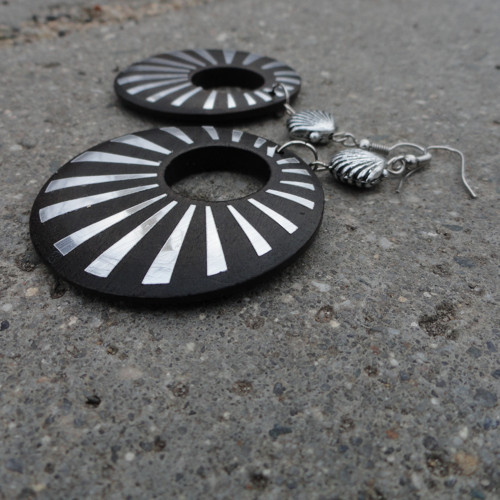 With a shell — foto 4