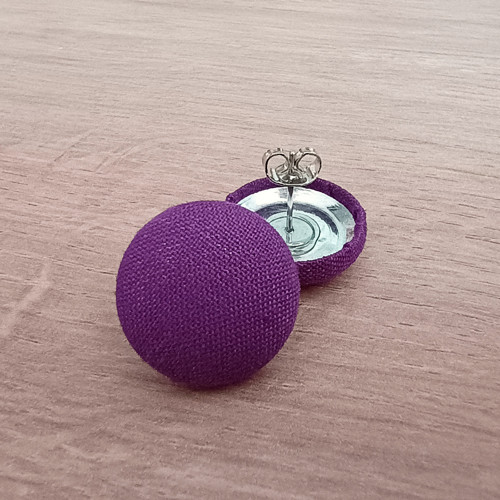 Tmavě fialové - buttonkové náušnice — foto 2