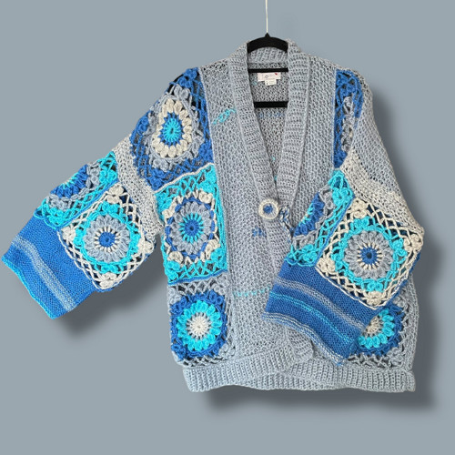 Pletený a Háčkováný cardigan — foto 2