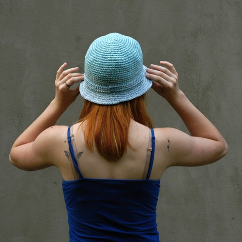 Klobouk Cloche modravý — foto 2