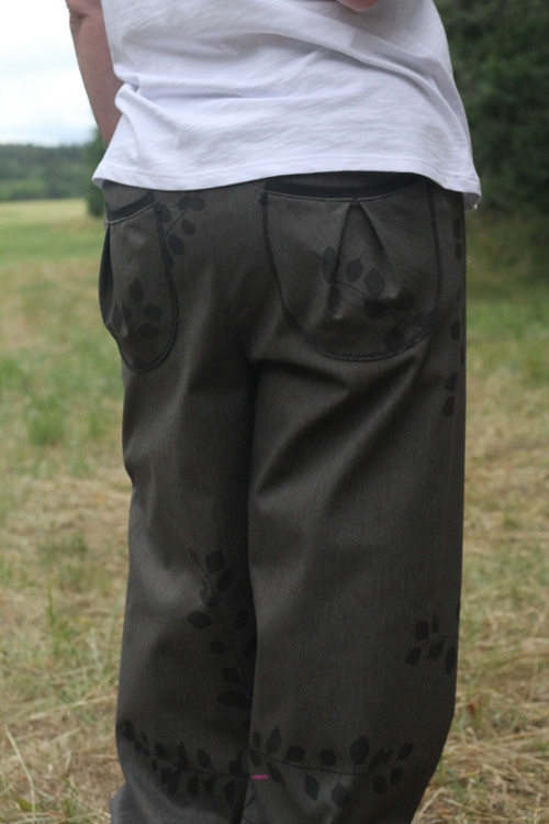 Volné kalhoty ............ XL — foto 5