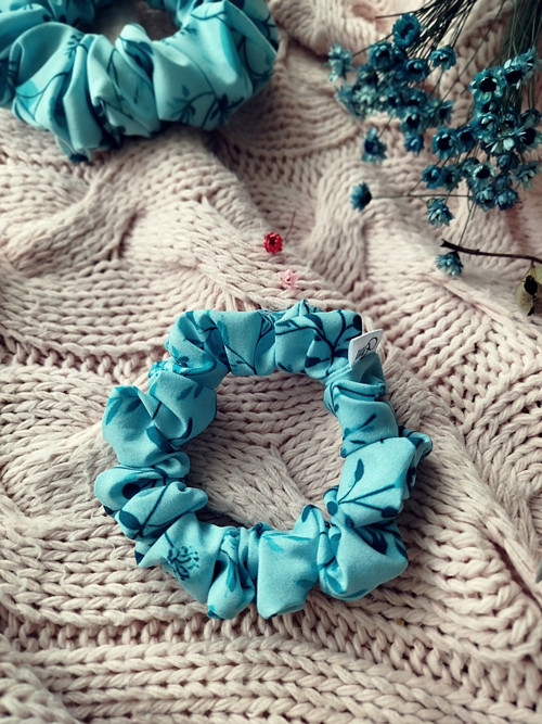 Gini HEDVÁBNÁ scrunchie S - TURQUOISE — foto 3
