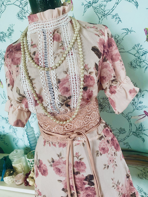 Šaty vintage nostalgie — foto 2