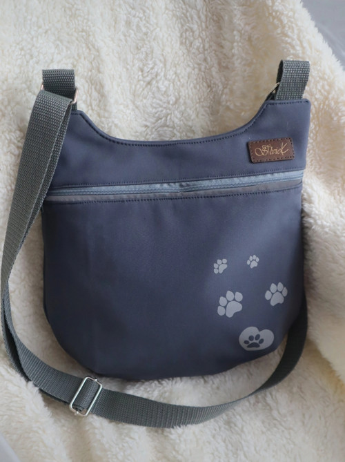 Voděodolná Crossbody Kabelka - Pamlskovník — foto 2
