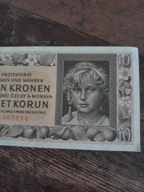 10 korun 1942 protektorát — foto 3