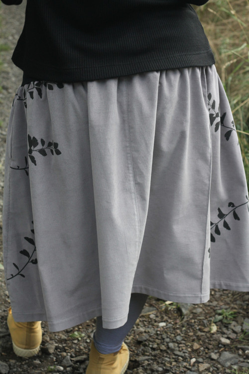 Sukně............ XL - XXL — foto 3