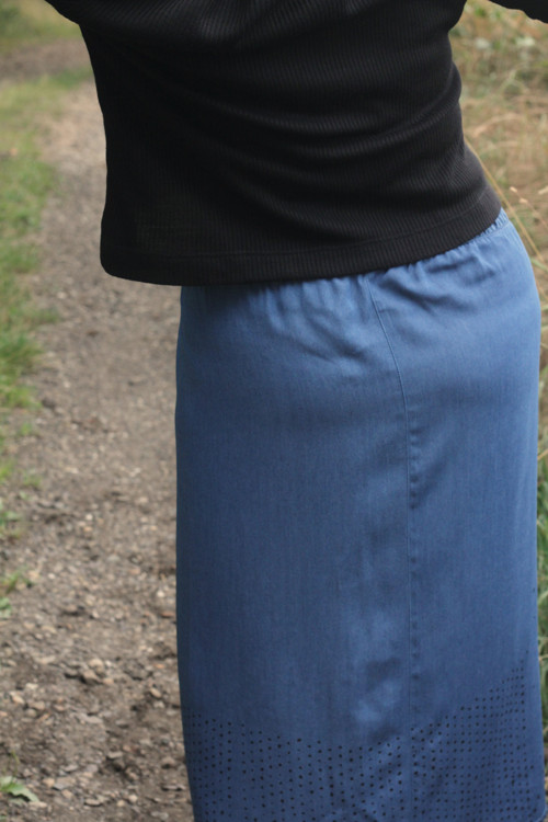 Sukně ............ XL — foto 5