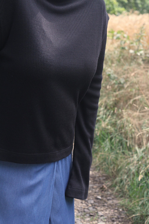 Volný svetr vel. L - XL — foto 6