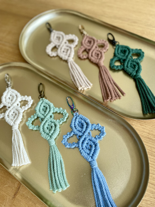 Macramé přívěšek - motýlí křídla — foto 4
