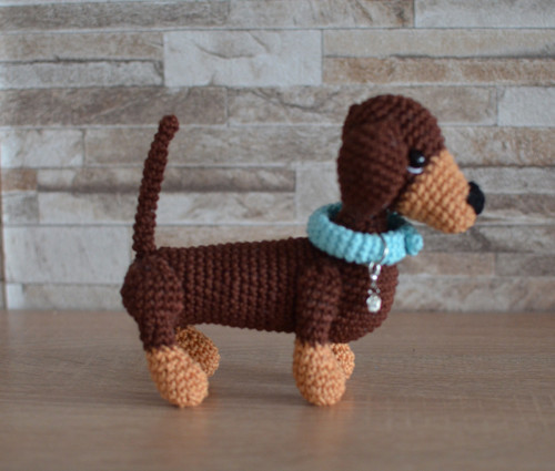 Háčkovaný mini jezevčík — foto 5