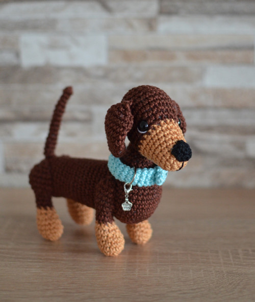 Háčkovaný mini jezevčík — foto 4