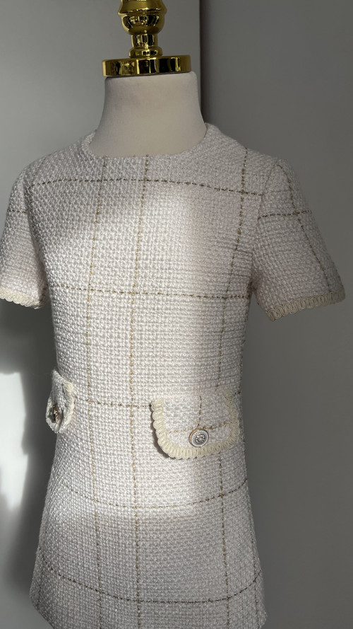Dívčí šatičky ala Chanel — foto 2