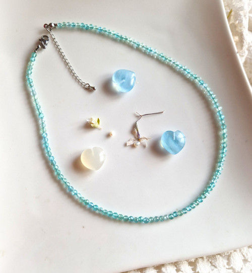 Apatit laguna blue*broušený*náhrdelník — foto 3