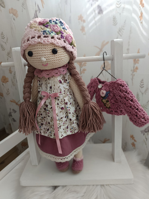 Háčkovaná bábika — foto 4