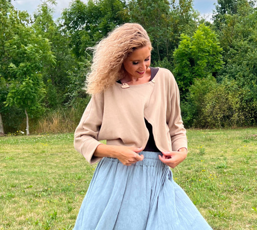 Kardigan krátký béžový — foto 4