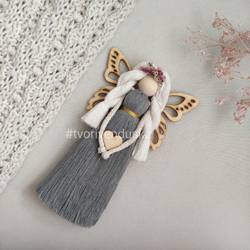 Macramé Andělíček s motýlími křídly — foto 2