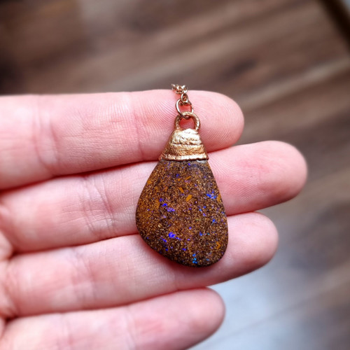 Magický australský boulder opál - /náhrdelník — foto 2