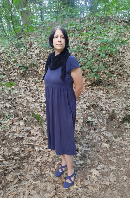 Mrs. Dashwood, černá — foto 5