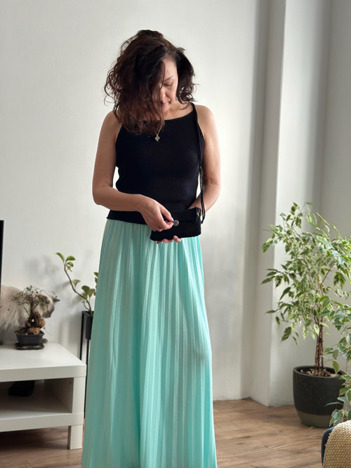 Pletený top/tílko s jemnými ramínky — foto 6