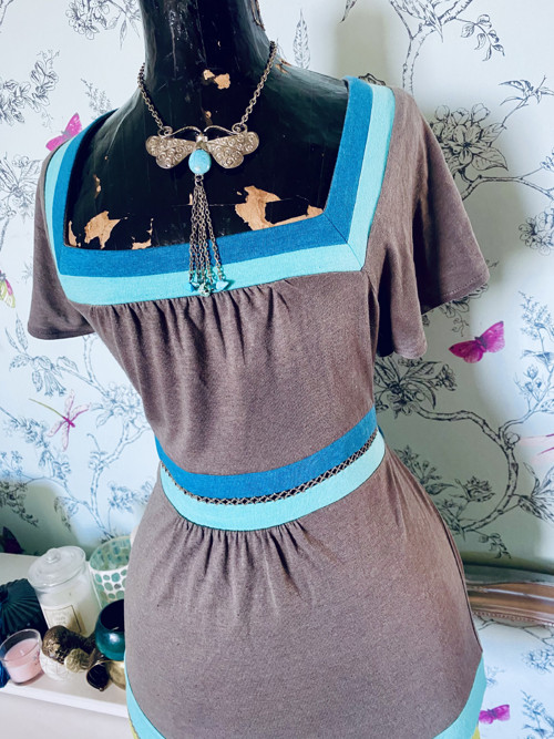 Šaty retro look — foto 2