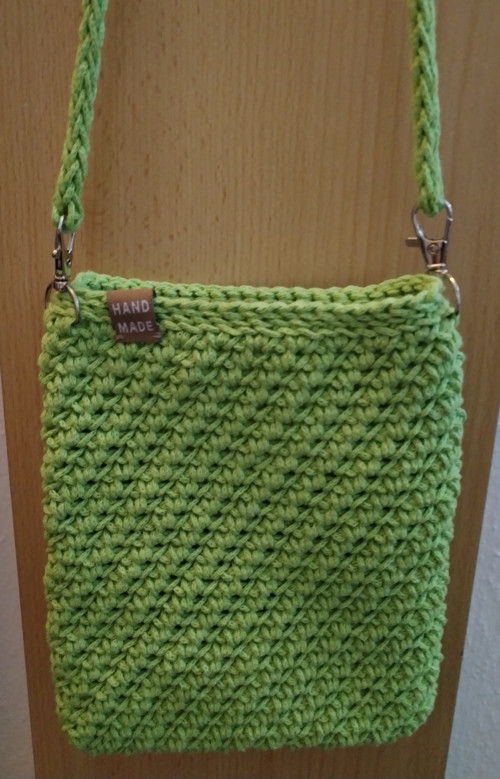 Crossbody malá kabelka limetková — foto 2