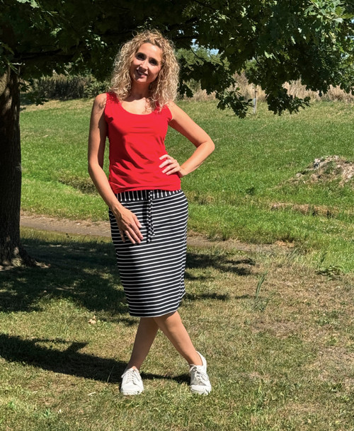 Černobílá sukně s kapsami krátká — foto 4
