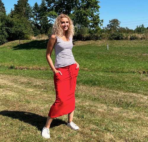 Červená sukně s kapsami dlouhá — foto 4