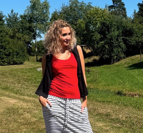 Tričko bez rukávů červené — foto 3