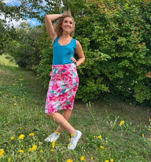 Sukně s kapsami krátká barvičky — foto 2