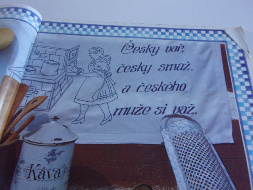 Časopis Praktická žena č. 2/1994 — foto 3