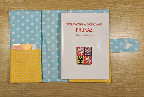 Obal na očkov. průkaz sluníčkový — foto 3