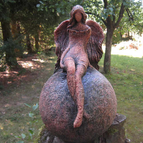 Anděla na kouli (romantická) — foto 2