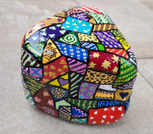 Malovaný kámen "Patchwork" — foto 2