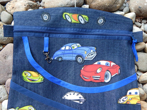 Kapsář s autíčky Cars - nový — foto 5