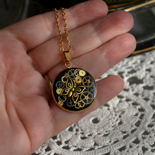 Motýl, steampunkový přívěsek — foto 2